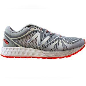 New Balance Fresh Foam 822v2